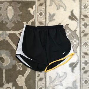 ⭐️Nike Athletic Shorts⭐️